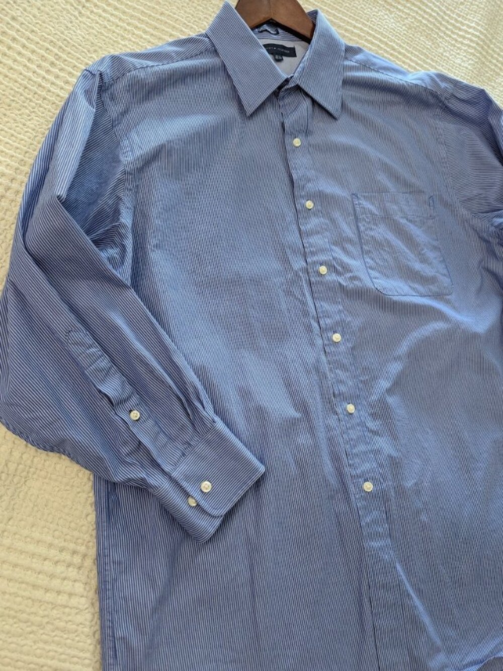 T.H. Striped Cotton Blue Regular Fit Dress Men`s Shirt Power Dressing - Picture 9 of 16